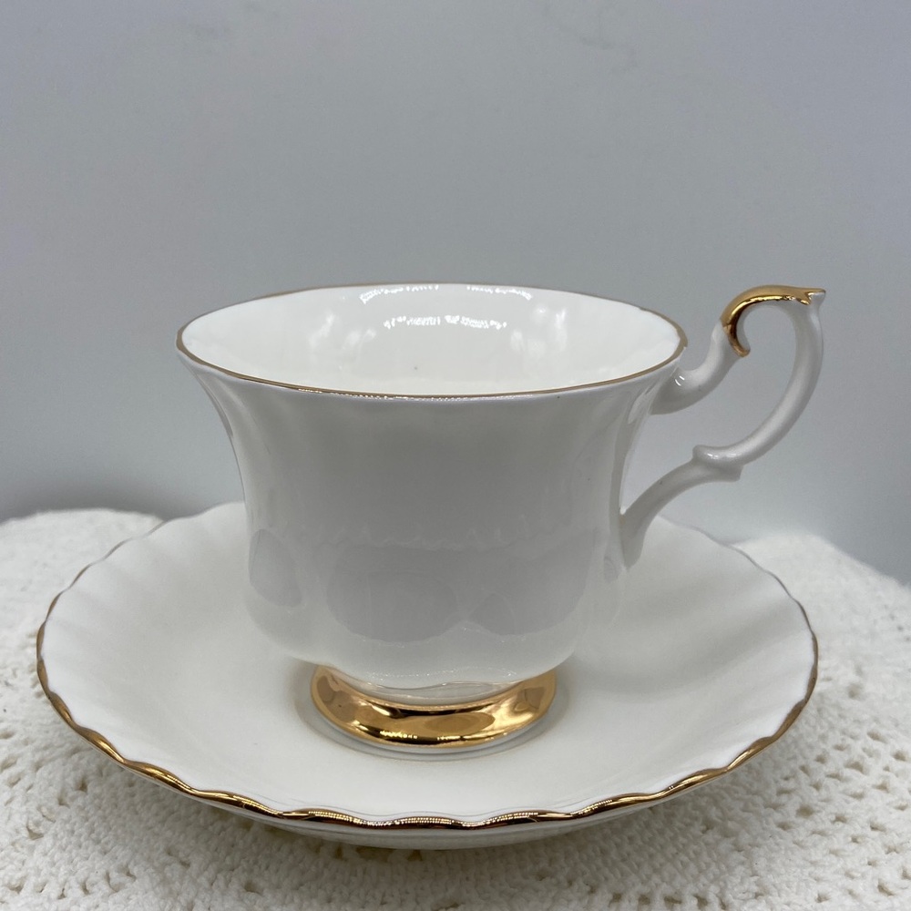 Royal Albert Val D’Or English Bone China Cup & Saucer